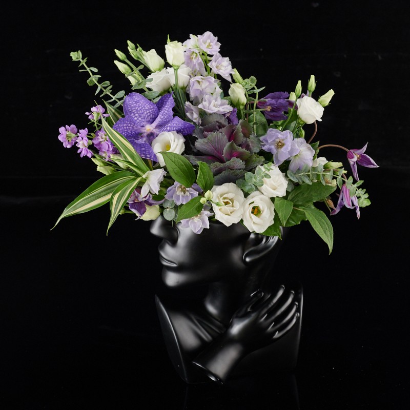 Vaza bust cu flori naturale - Eternity